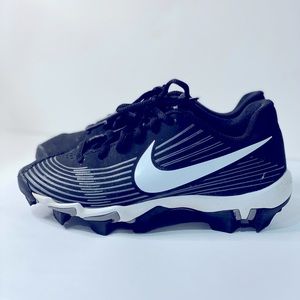 Nike Fastflex softball cleats youth size 1 black with white sole and swoosh